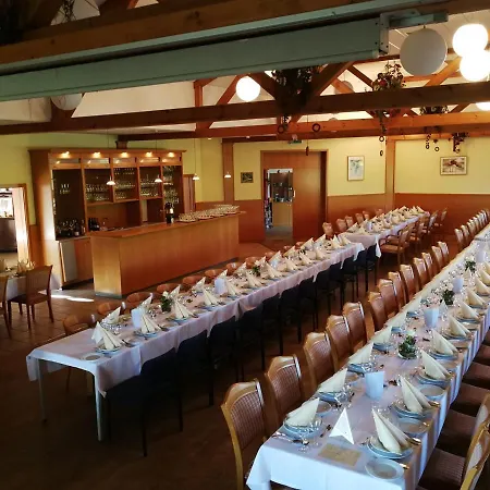 Inn Gasthaus Zur Spinnstube